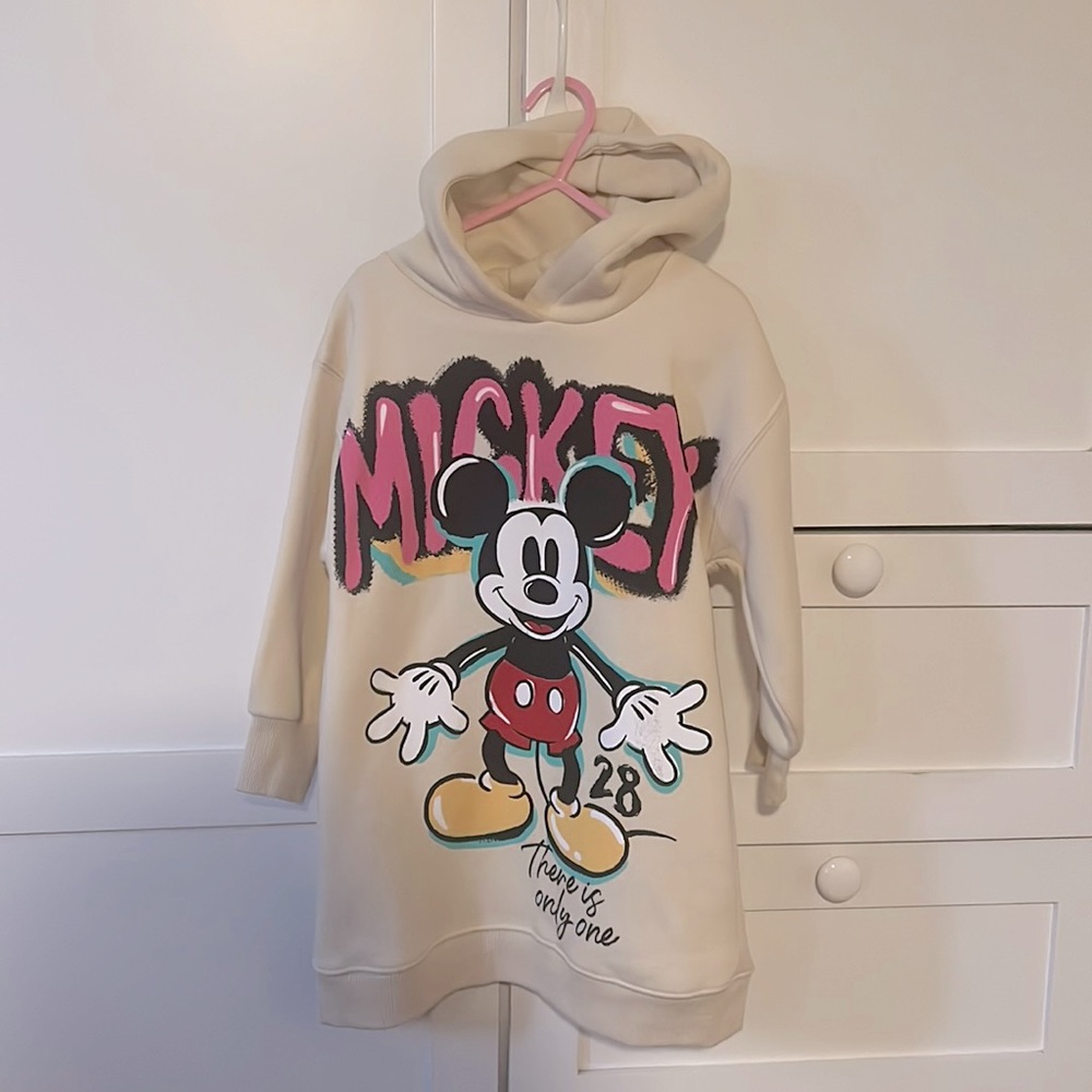 Zara girls, Mickey Mouse sweater dress size 6 Brand New